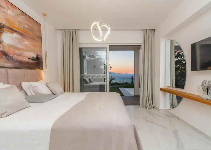 Cavo Mare Mirazur Luxury Retreat With Private Pool Villa *