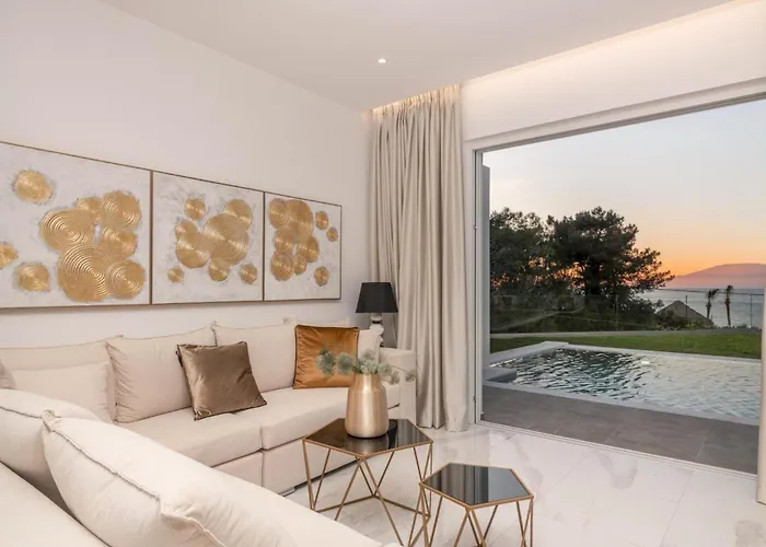 Villa Cavo Mare Mirazur Luxury Retreat With Private Pool *